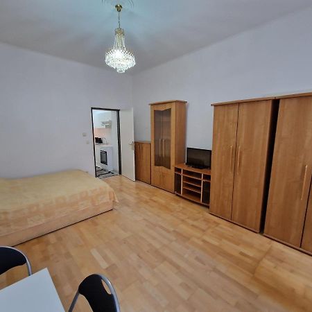 Central City Apartment Vienna Exterior photo